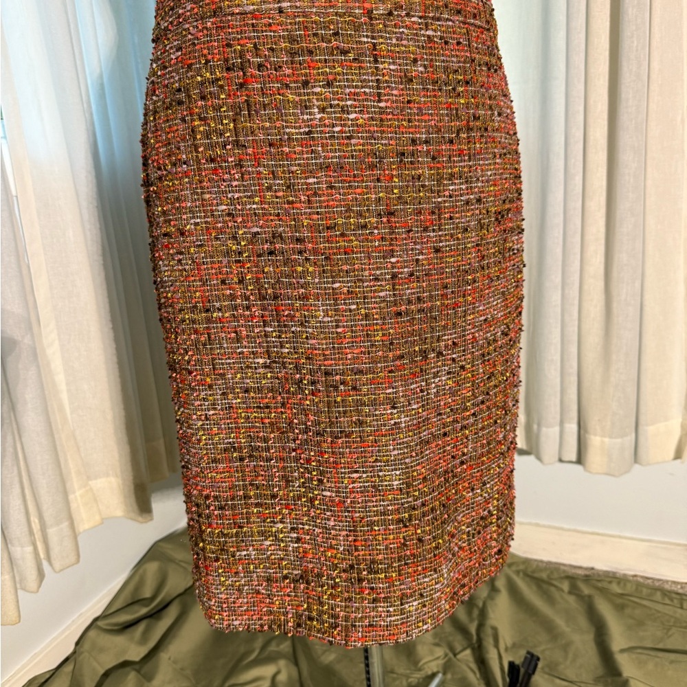 Elegant Tweed Pencil Skirt